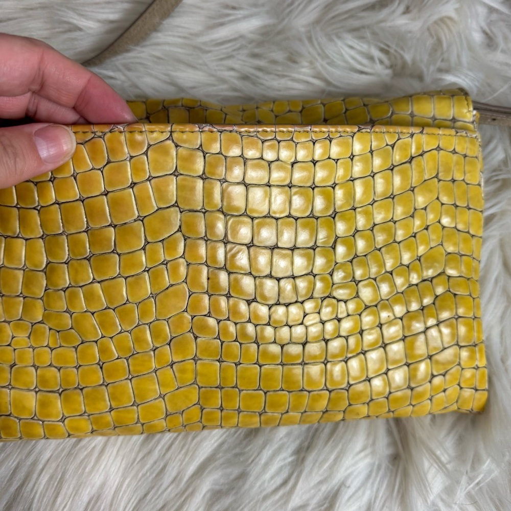 GiGi New York Handbag Handcrafted Womens Yellow Python Leather Bag - Picture 10 of 12